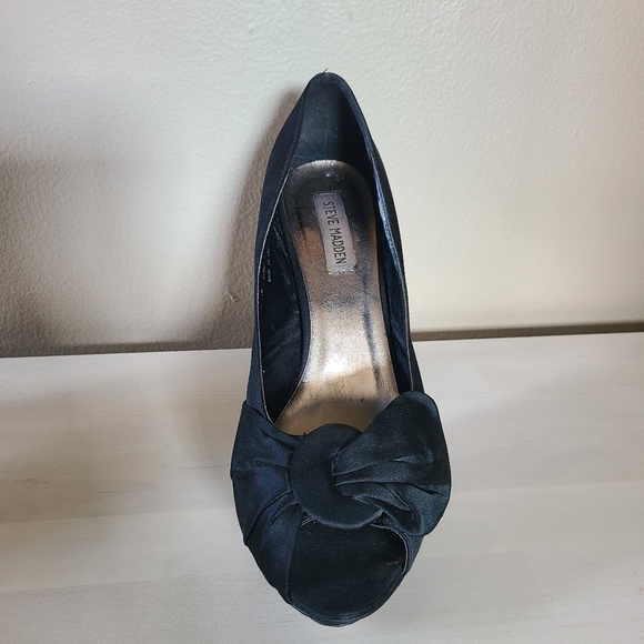 Steve Madden black high heels - Picture 3 of 5